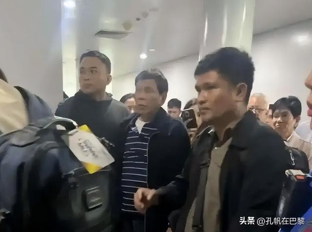 连夜行动17万菲军做出选择中方发声龙8游戏进入杜特尔特单刀赴会马科斯(图4)