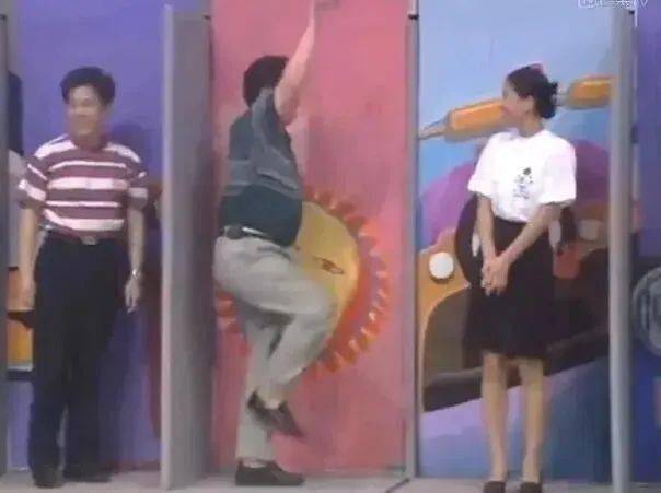 都被扒出来了何炅的家底(图31)